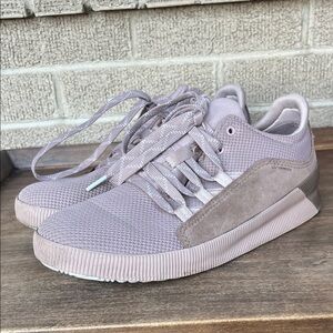 Sorel Out And About Women’s Sneakers Size 9